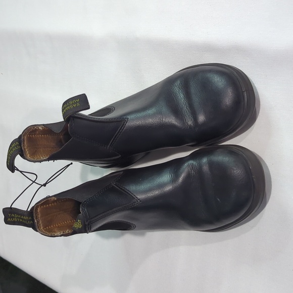 Blundstone Other - Blundstone Chelsea Boots